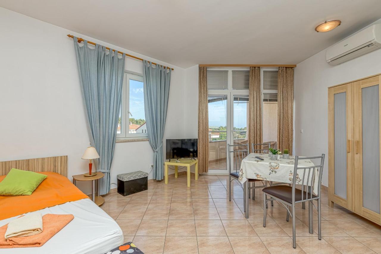 Sunrise Apartments Rovinj Exterior foto
