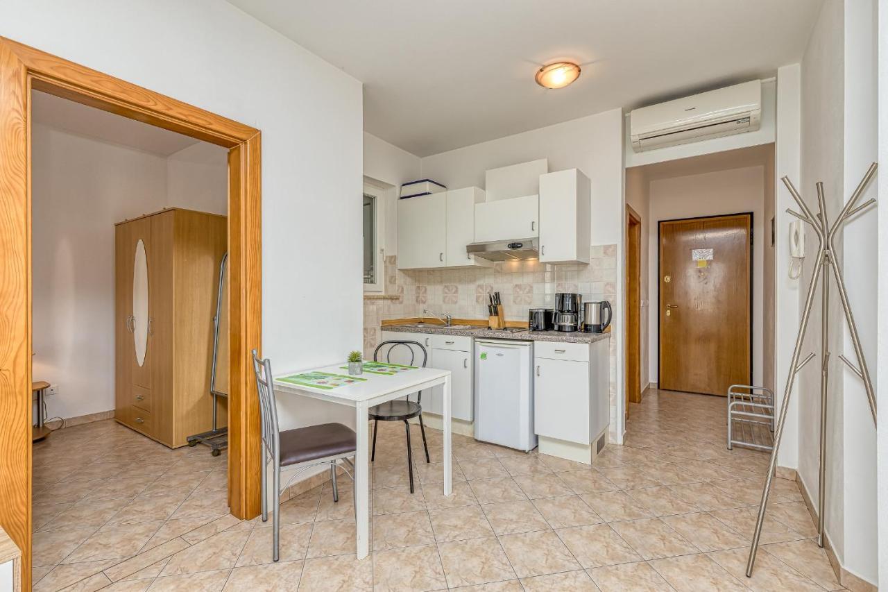 Sunrise Apartments Rovinj Exterior foto
